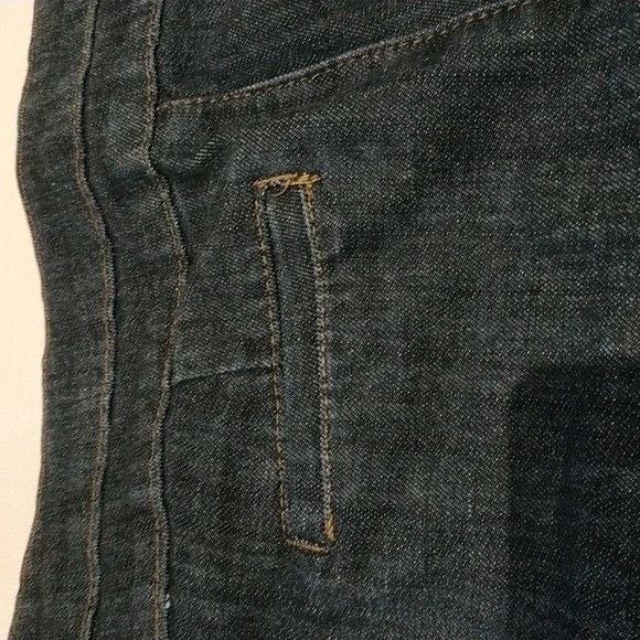 Kismet dark wash denim shorts size 10 - Picture 3 of 9